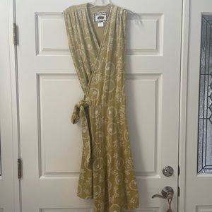 Effie’s Heart Wrap Around Dress - Size Medium